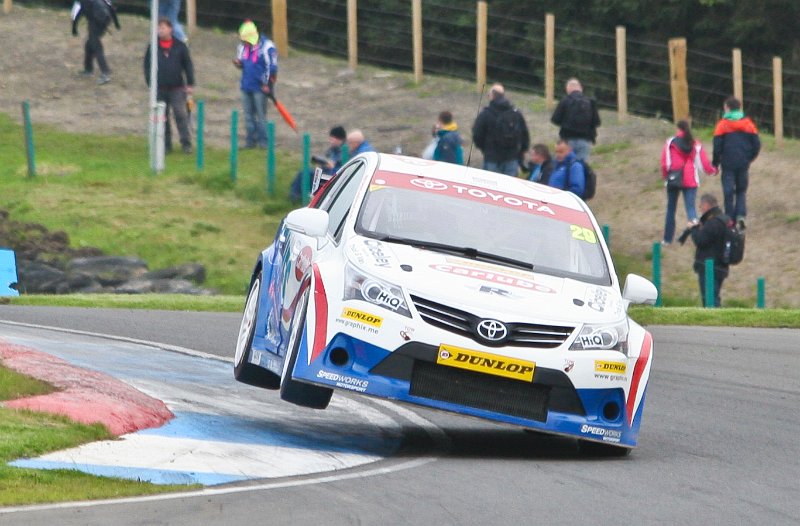 BTCC_races_Knockhill_August_26th_2012 (8).jpg